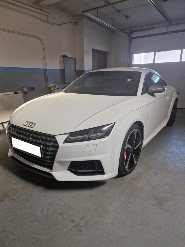 Zdjęcie z warsztatu Arto Auto Klinika – Laboratorium VAG (Z019)