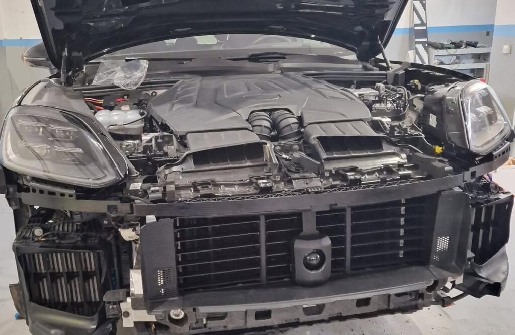 Zdjęcie z warsztatu Arto Auto Klinika – Laboratorium VAG (Z031)