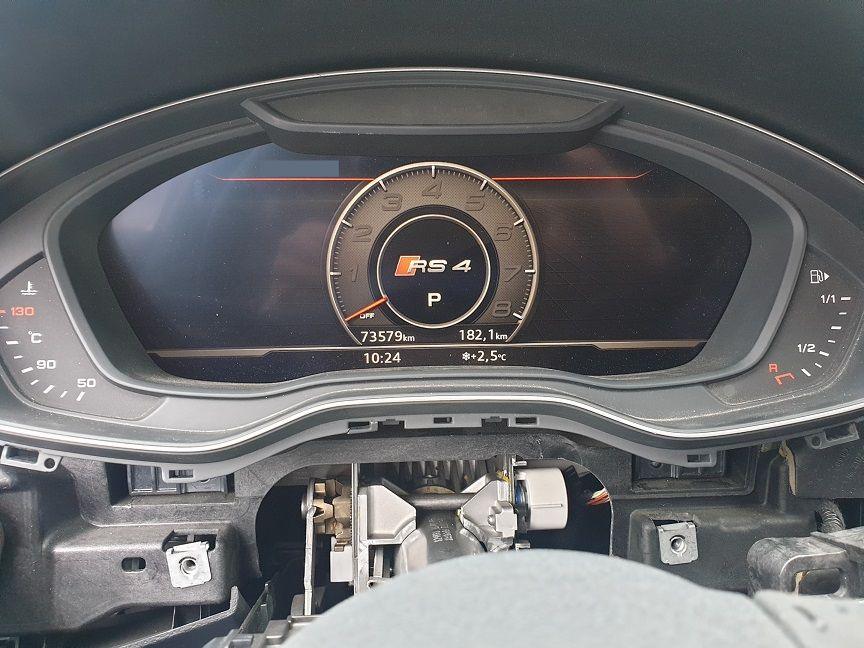 Audi RS4 – naprawa licznika Virtual Cockpit