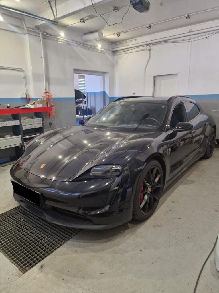 Zdjęcie z warsztatu Arto Auto Klinika – Laboratorium VAG (Z090)